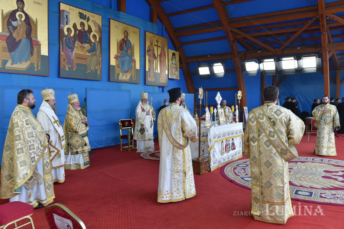 „Sfinții vin spre noi, ca noi să ne apropiem de Dumnezeu” 155874