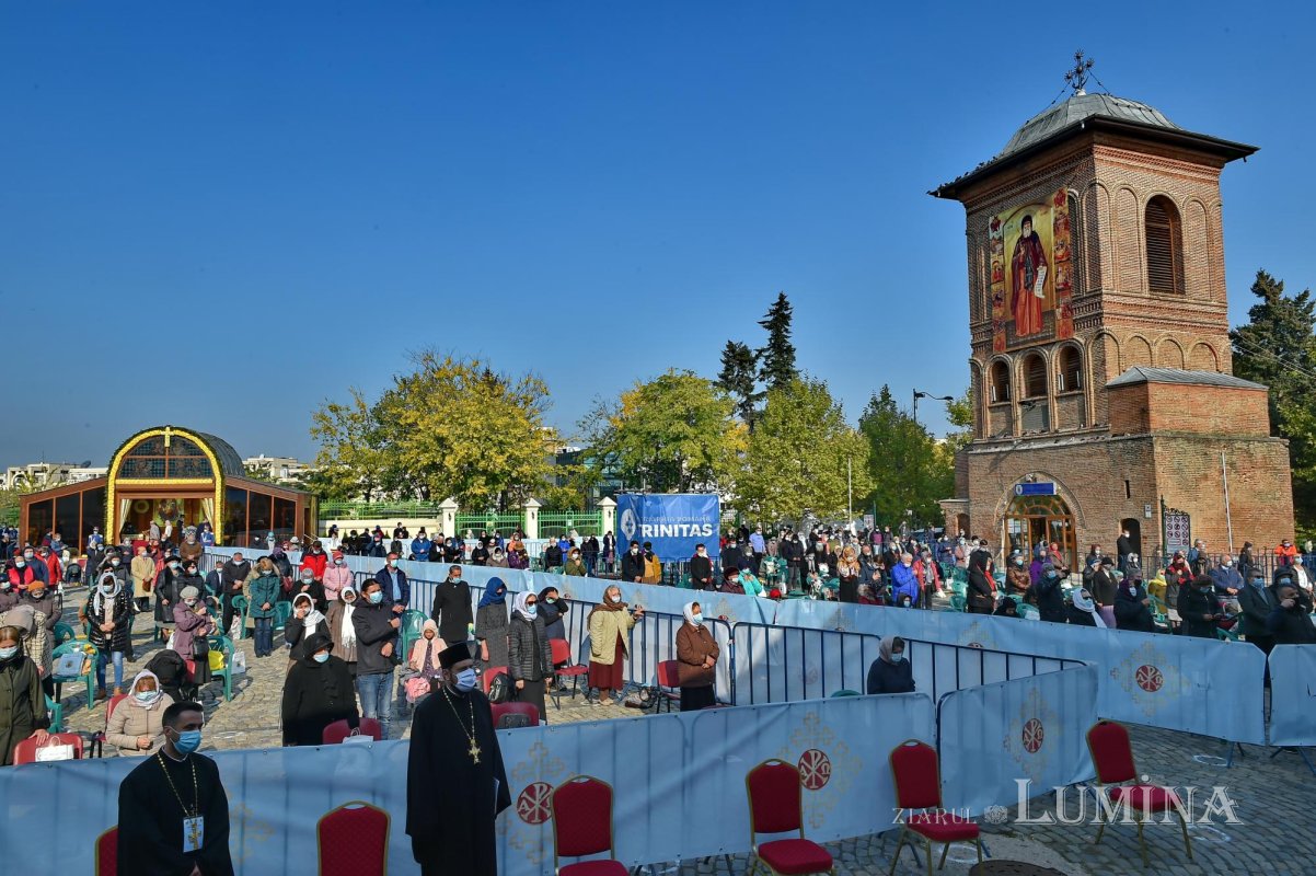 „Sfinții vin spre noi, ca noi să ne apropiem de Dumnezeu” 155891