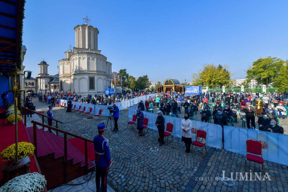 „Sfinții vin spre noi, ca noi să ne apropiem de Dumnezeu” 155931