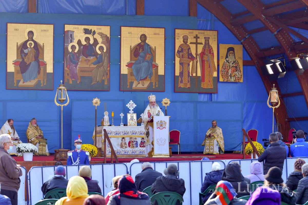 „Sfinții vin spre noi, ca noi să ne apropiem de Dumnezeu” 155934