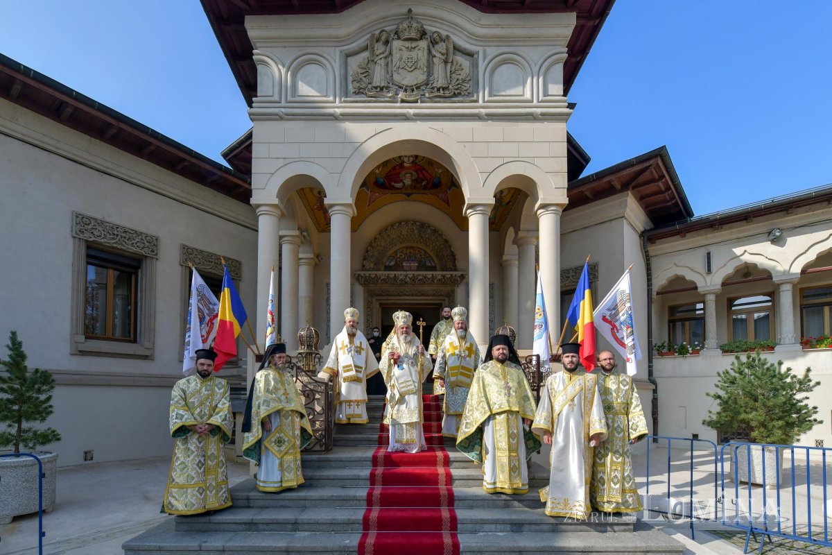 „Sfinții vin spre noi, ca noi să ne apropiem de Dumnezeu” 155941