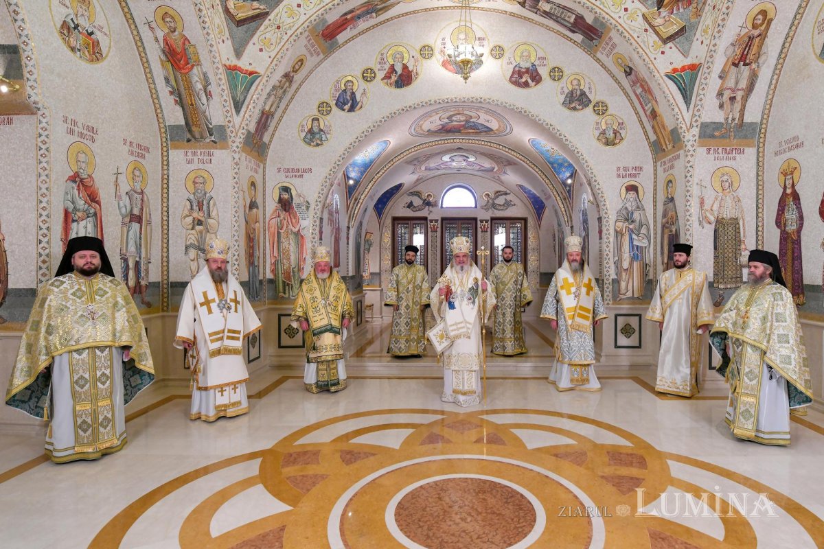 „Sfinții vin spre noi, ca noi să ne apropiem de Dumnezeu” 155943