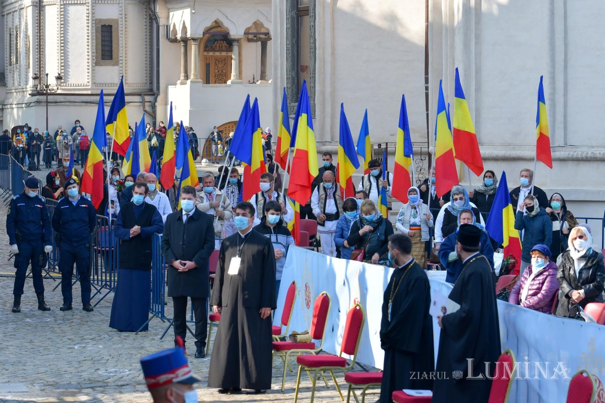 „Sfinții vin spre noi, ca noi să ne apropiem de Dumnezeu” 155944