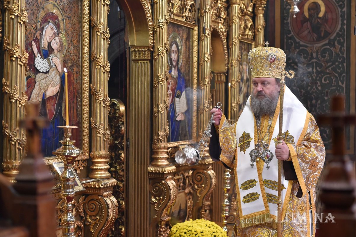 Cinstirea primului Mitropolit al Ţării Româneşti la Catedrala Patriarhală 156039