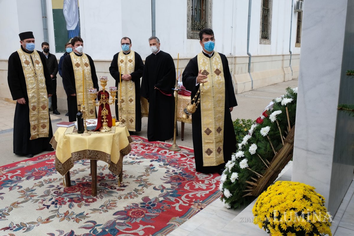 Pomenirea victimelor tragediei de la Colectiv  156165