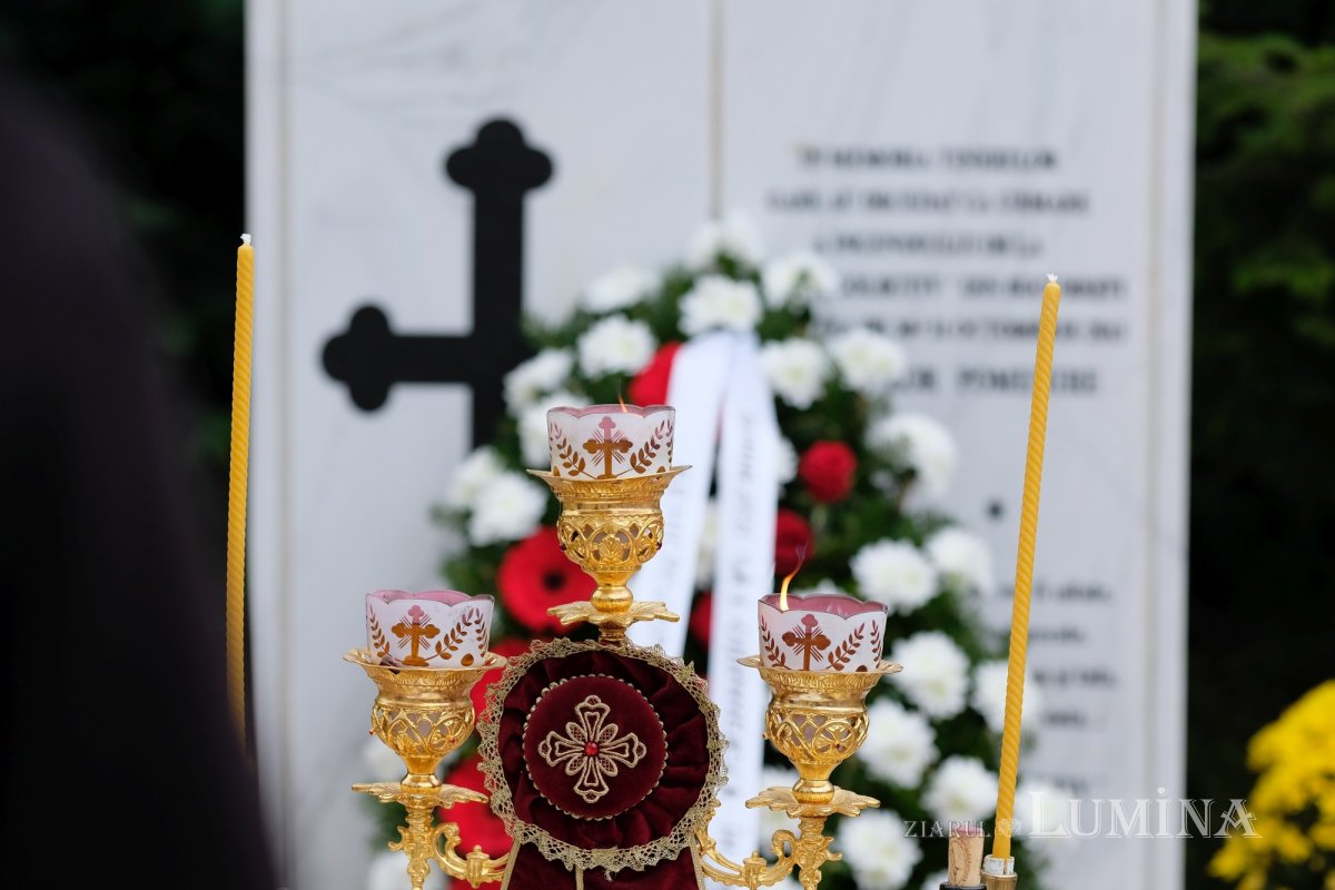 Pomenirea victimelor tragediei de la Colectiv  156171