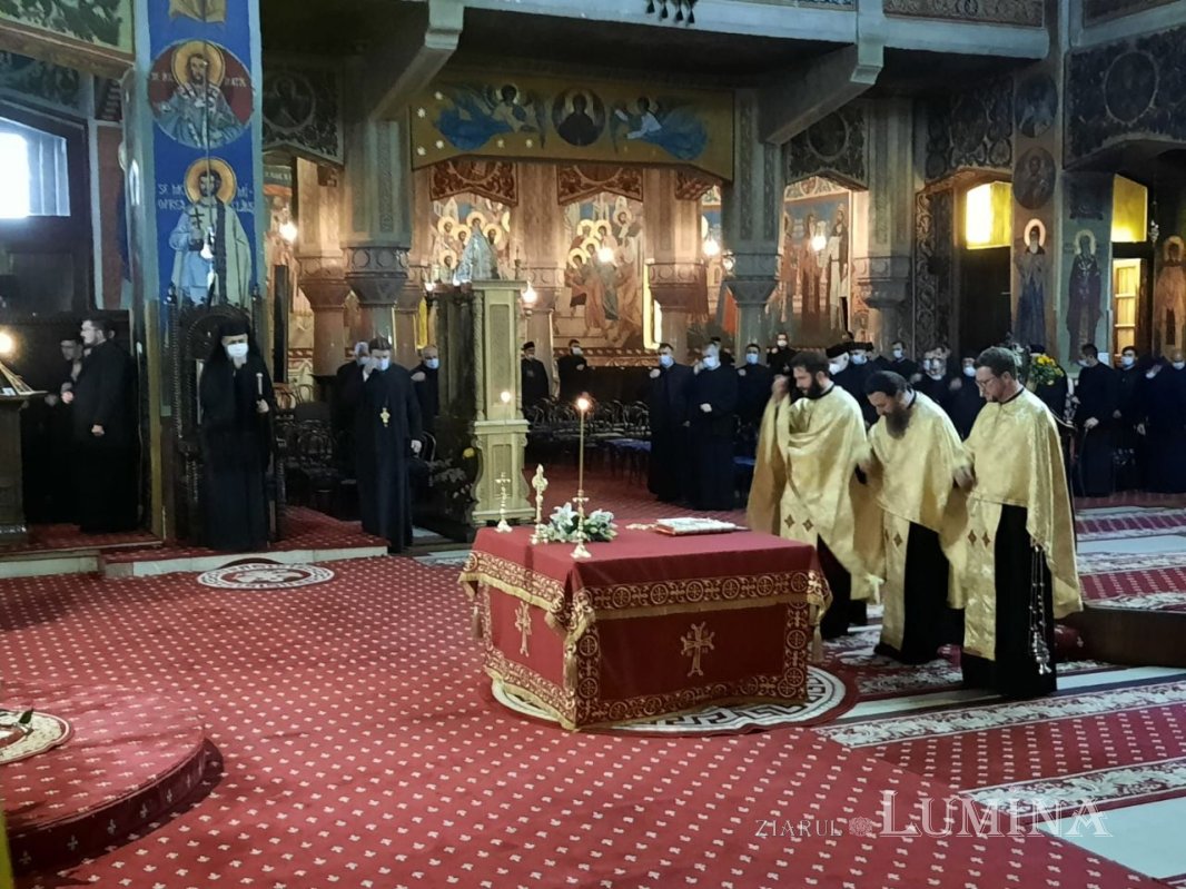 „Dimensiunile esențiale ale misiunii preoțești”, tema conferinţelor din Arhiepiscopia Alba Iuliei 156205