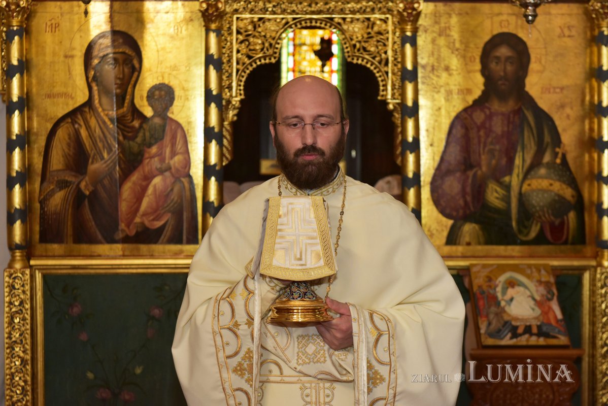 „Milostenia este însăşi lucrarea harului lui Dumnezeu în inima omului”  156279