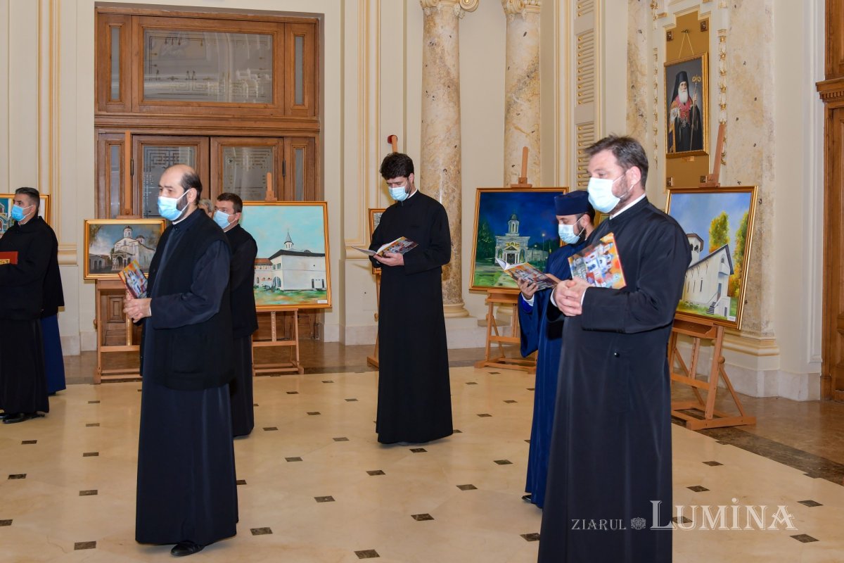 Vernisajul expoziției „Lumina spațiilor sacre” la Palatul Patriarhiei 156425