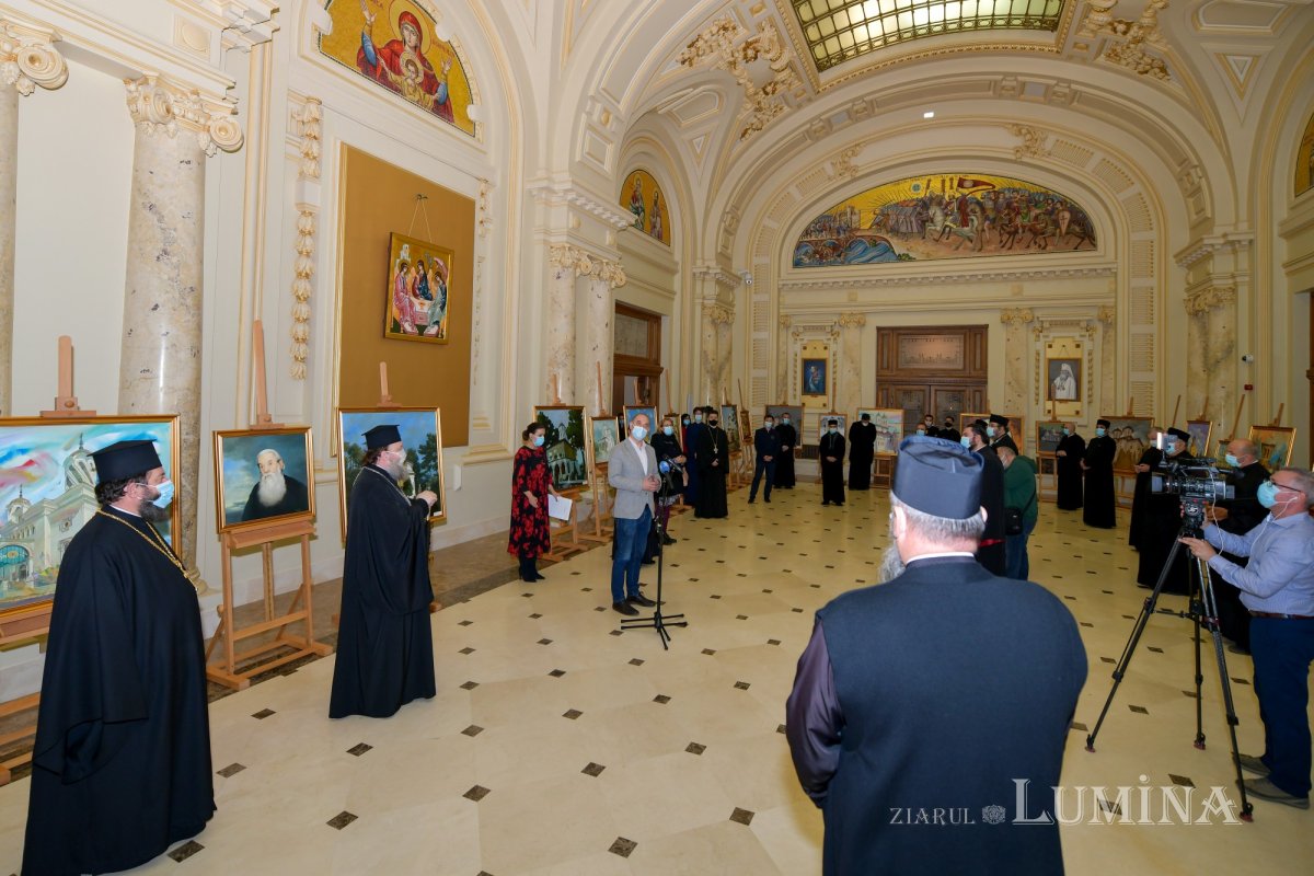 Vernisajul expoziției „Lumina spațiilor sacre” la Palatul Patriarhiei 156455
