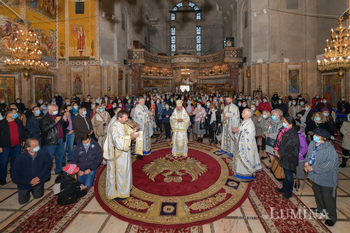 Arhanghelii Mihail și Gavriil, cinstiți la Biserica Cașin din Capitală 156810