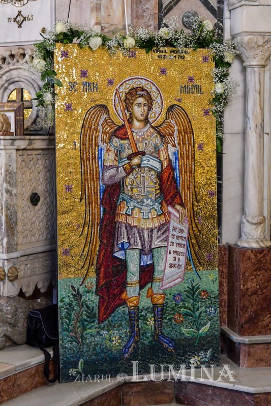 Arhanghelii Mihail și Gavriil, cinstiți la Biserica Cașin din Capitală 156838