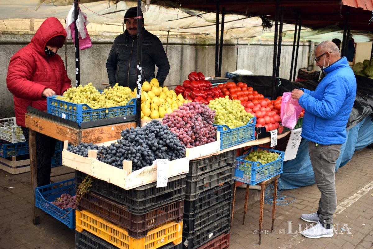 Doar o piață din cinci este închisă 157501