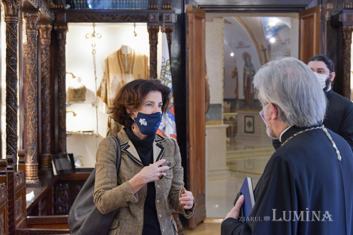 Noua ambasadoare a Franţei în vizită de prezentare la Patriarhia Română 157510