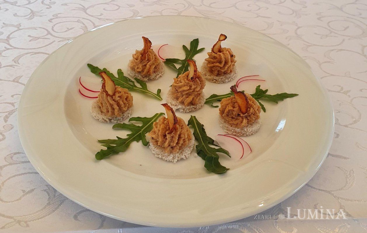 Pate de bureţi hribi 157912