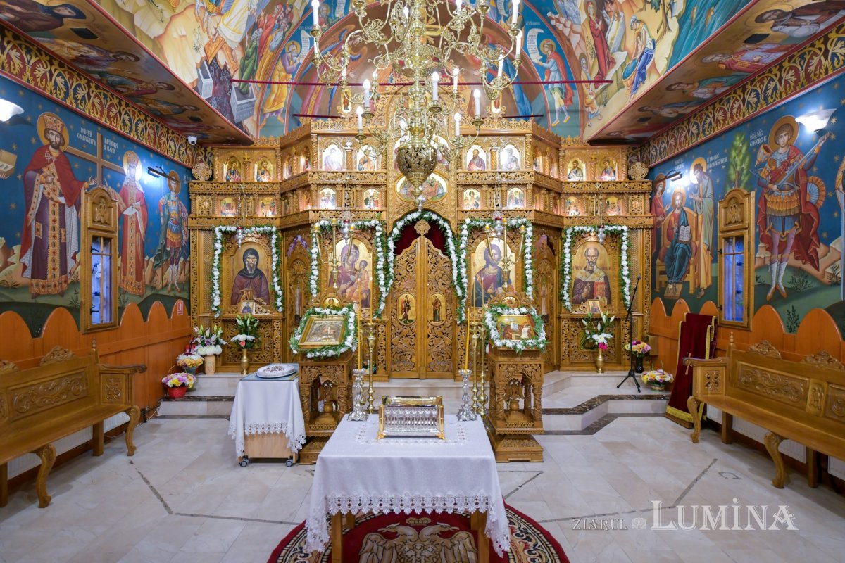 Sărbătoare în Parohia „Sfântul Antonie cel Mare”-Titan 157972