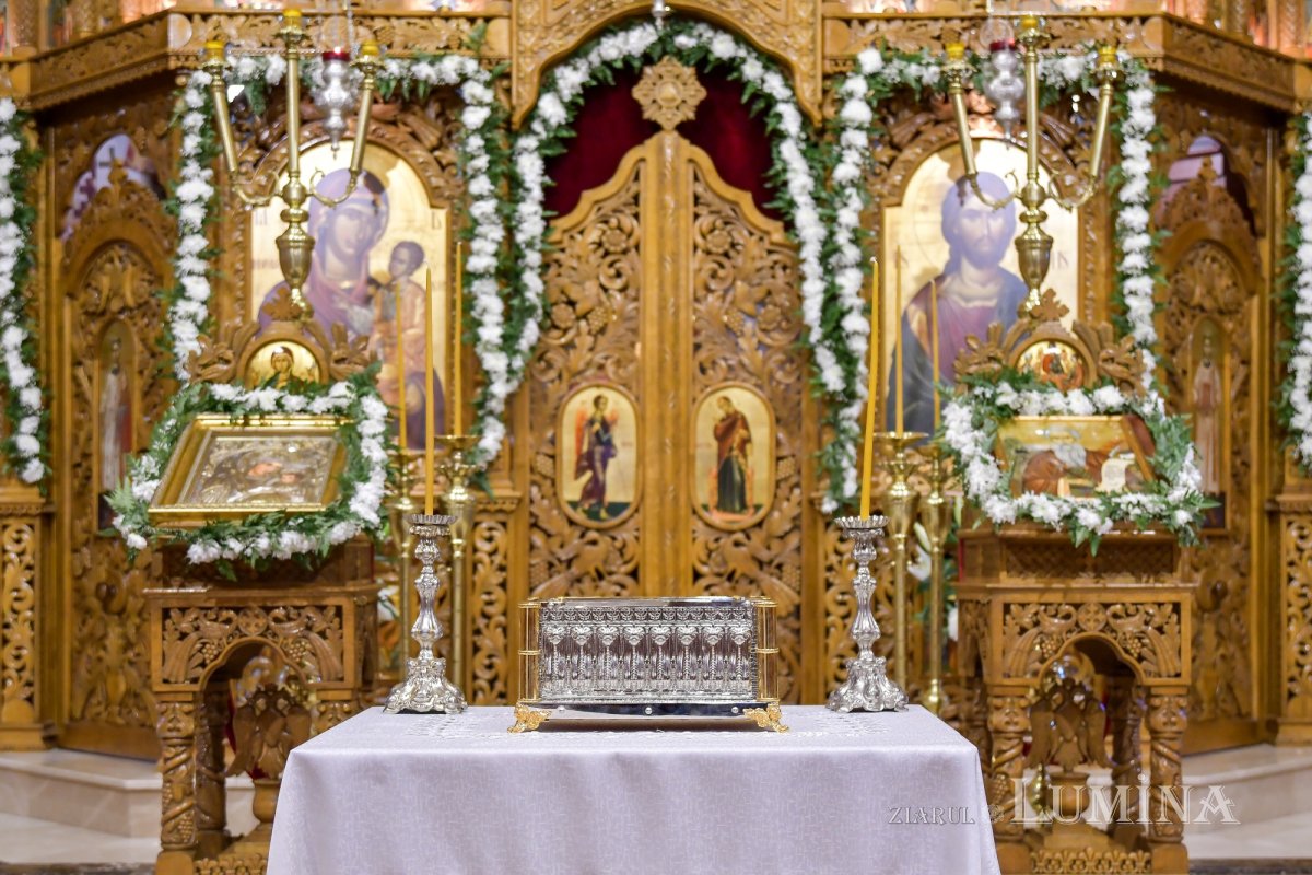 Sărbătoare în Parohia „Sfântul Antonie cel Mare”-Titan 157974