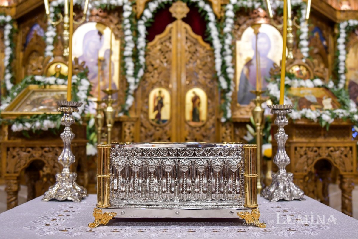 Sărbătoare în Parohia „Sfântul Antonie cel Mare”-Titan 157976