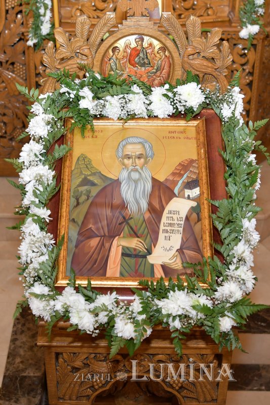 Sărbătoare în Parohia „Sfântul Antonie cel Mare”-Titan 157978