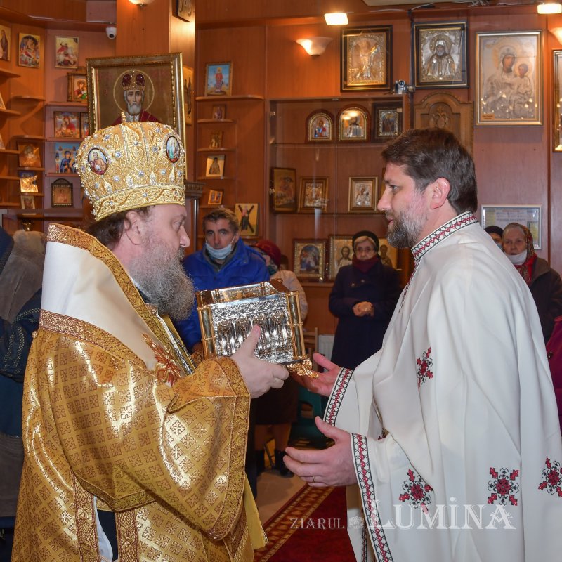 Sărbătoare în Parohia „Sfântul Antonie cel Mare”-Titan 157984