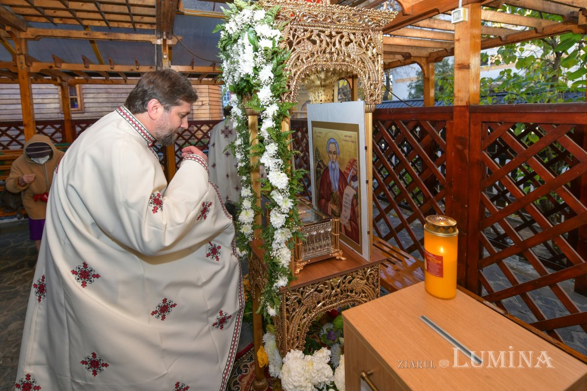 Sărbătoare în Parohia „Sfântul Antonie cel Mare”-Titan 157991