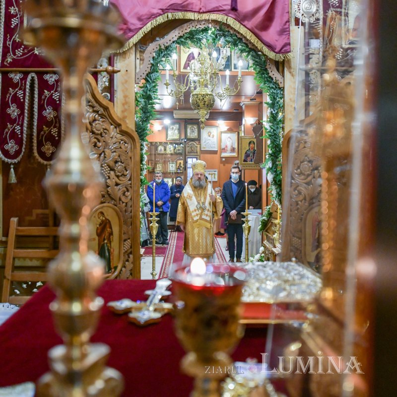 Sărbătoare în Parohia „Sfântul Antonie cel Mare”-Titan 157998