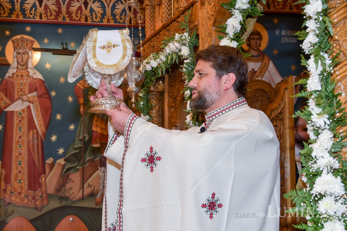 Sărbătoare în Parohia „Sfântul Antonie cel Mare”-Titan 158025