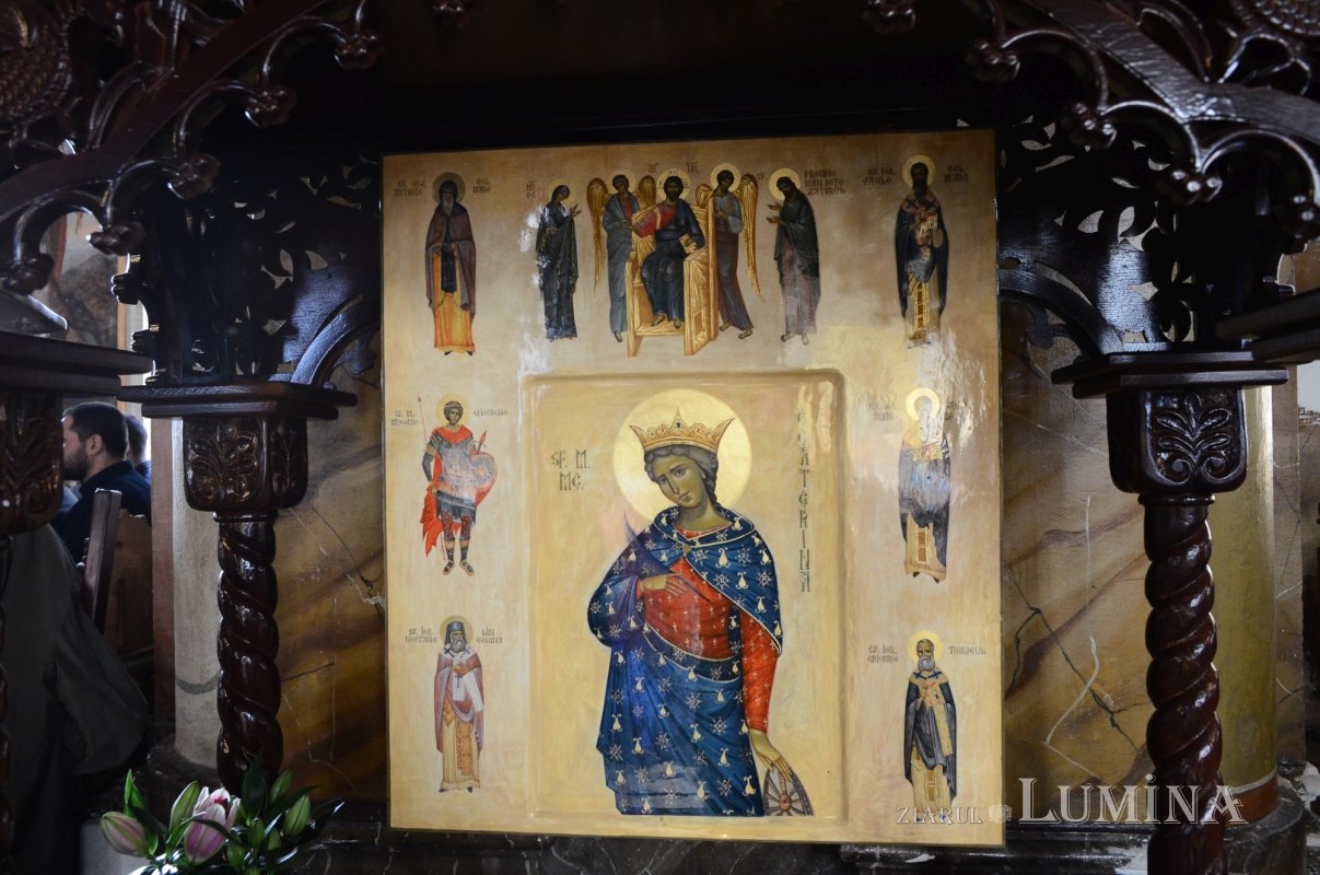 Cinstirea Sfintei Ecaterina la paraclisul Facultăţii „Justinian Patriarhul” 158245