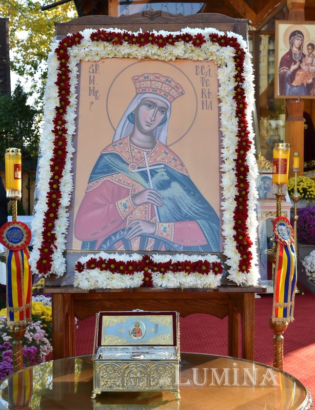 Liturghie aniversară la doi ani de la sfințirea Altarului Catedralei Naționale 158264