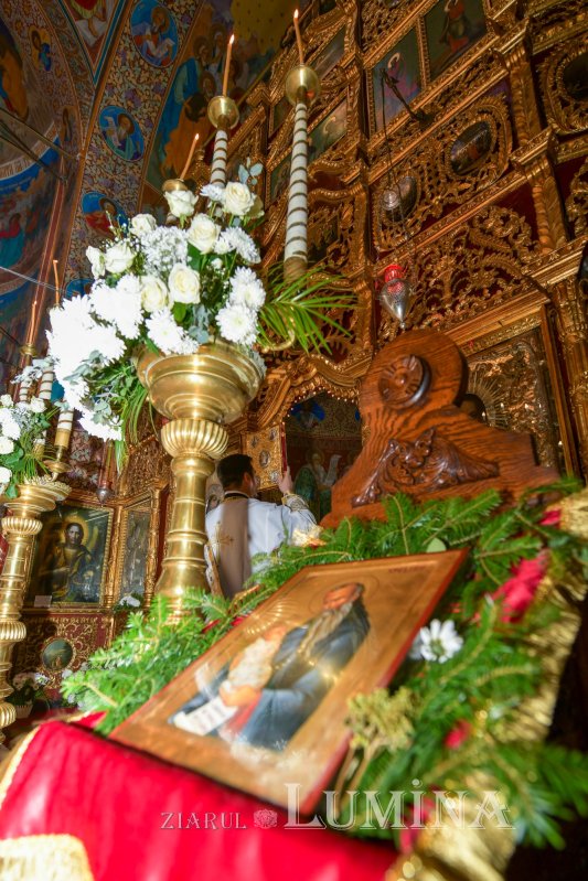 Prinos de laudă adus Sfântului Stelian în Parohia Lucaci din Capitală 158327