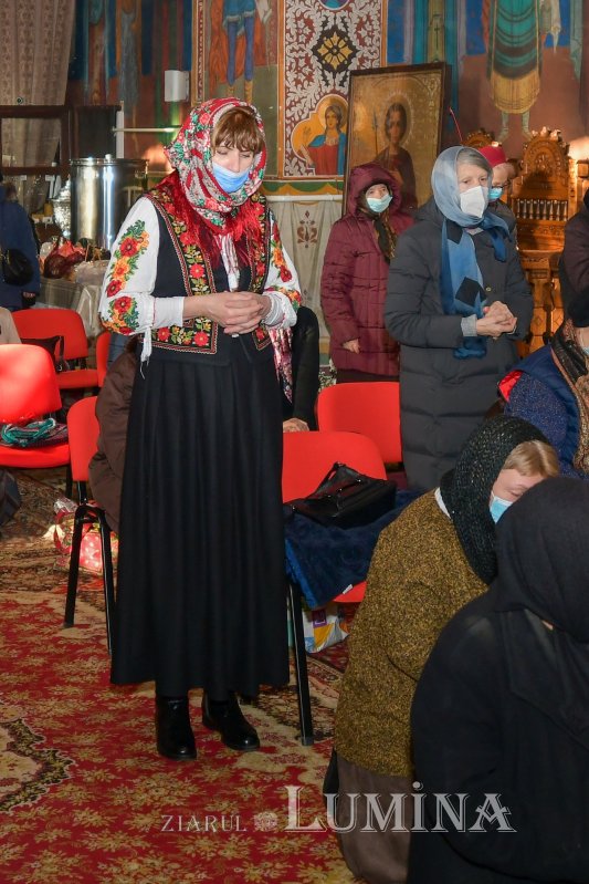 Prinos de laudă adus Sfântului Stelian în Parohia Lucaci din Capitală 158337