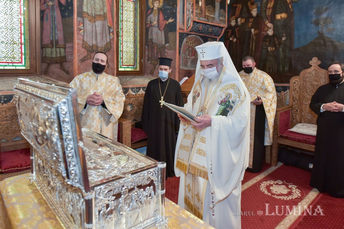 Raclă nouă pentru Parohia Mavrogheni din București 158434