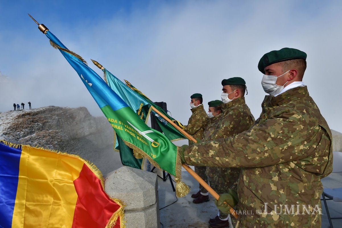 Crucea Eroilor de pe Caraiman a fost resfințită 158500