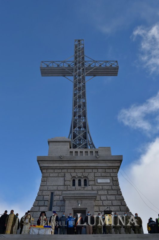 Crucea Eroilor de pe Caraiman a fost resfințită 158505