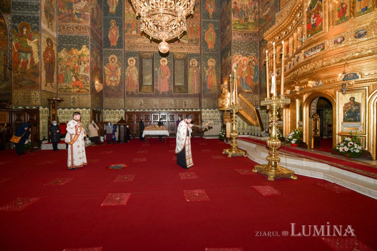 Începutul sărbătorii Sfântului Apostol Andrei, la Galaţi 158454