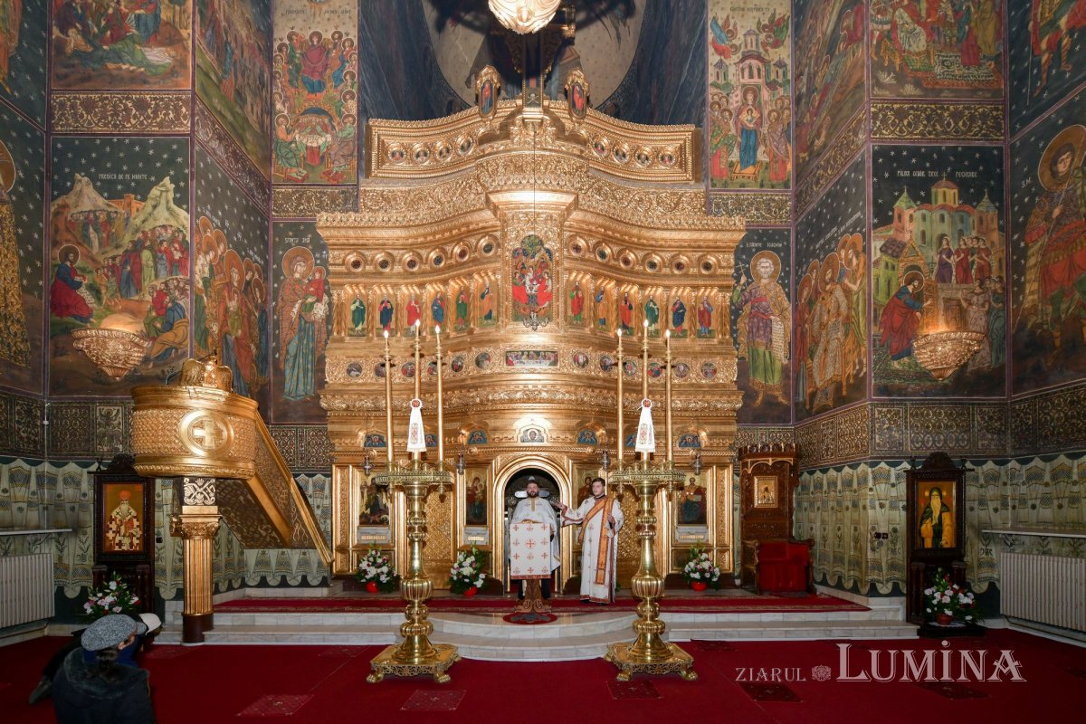 Începutul sărbătorii Sfântului Apostol Andrei, la Galaţi 158484