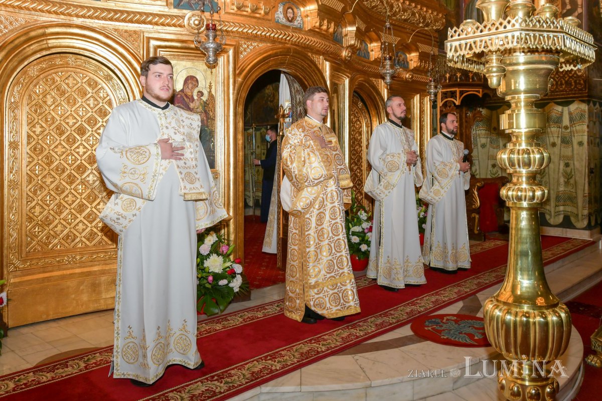 Prinos de cinstire adus întâiului chemat la apostolat în cetatea sa de la Dunăre 158588