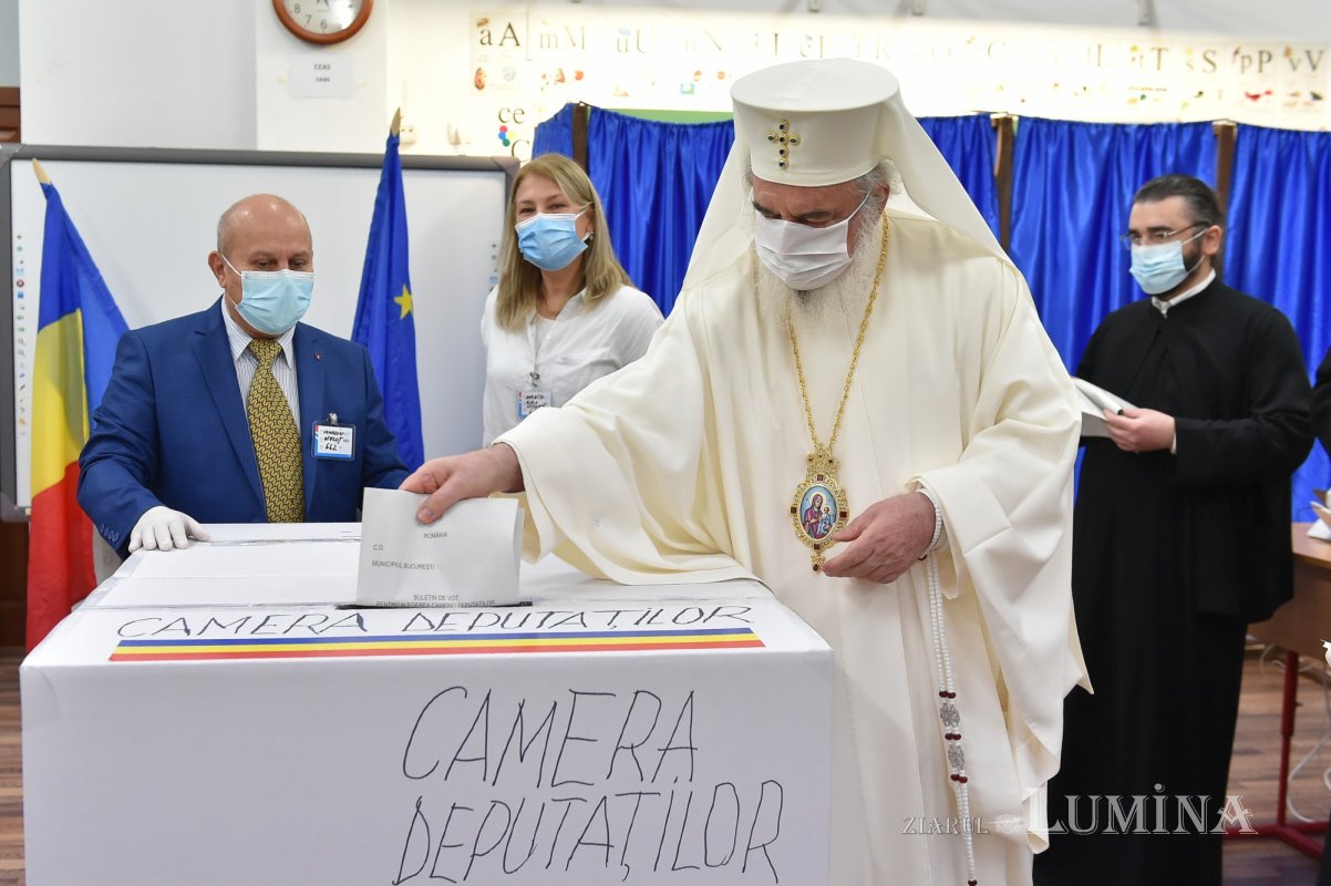 Patriarhul României a votat la alegerile parlamentare 2020 în Bucureşti 158991