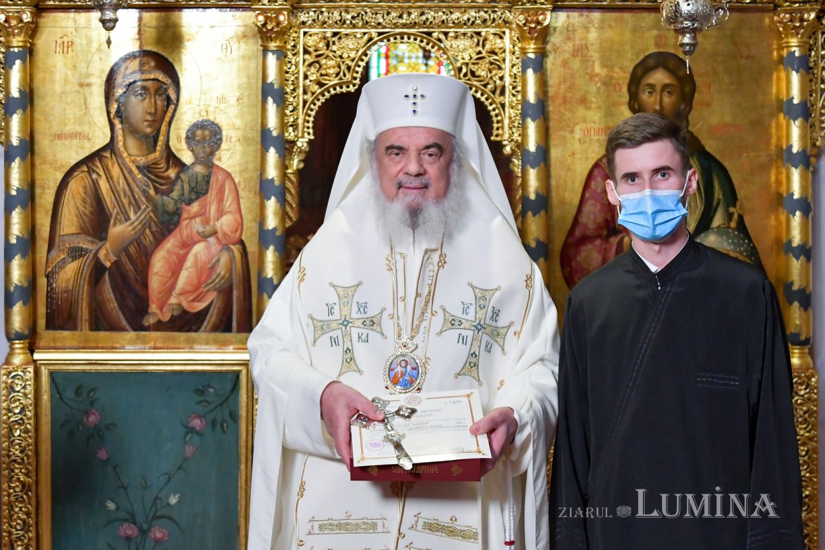 Hirotesii întru duhovnic la Reşedinţa Patriarhală 159215