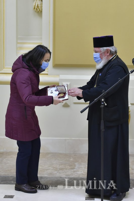 Distincții pentru membrii redacției revistei „Chemarea Credinței” 159308