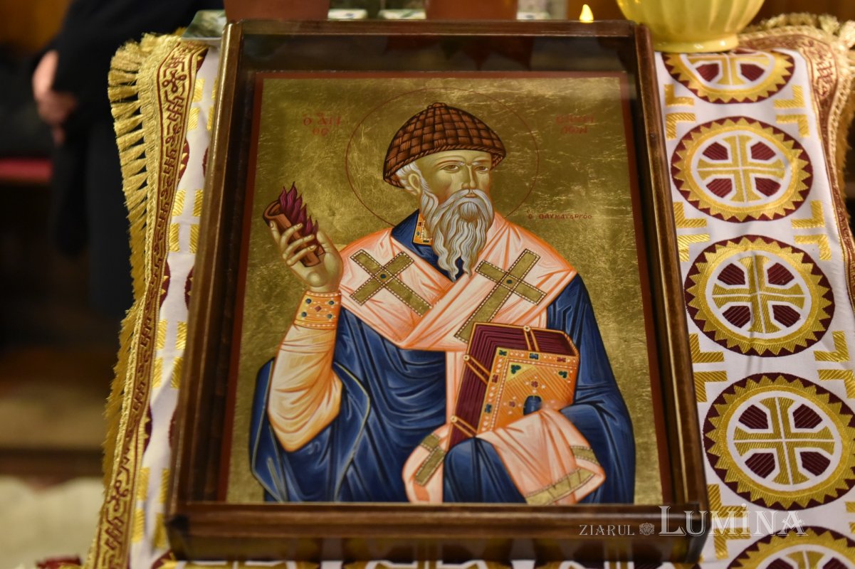 Începutul sărbătorii Sfântului Spiridon la Catedrala Mitropolitană din Bucureşti 159449