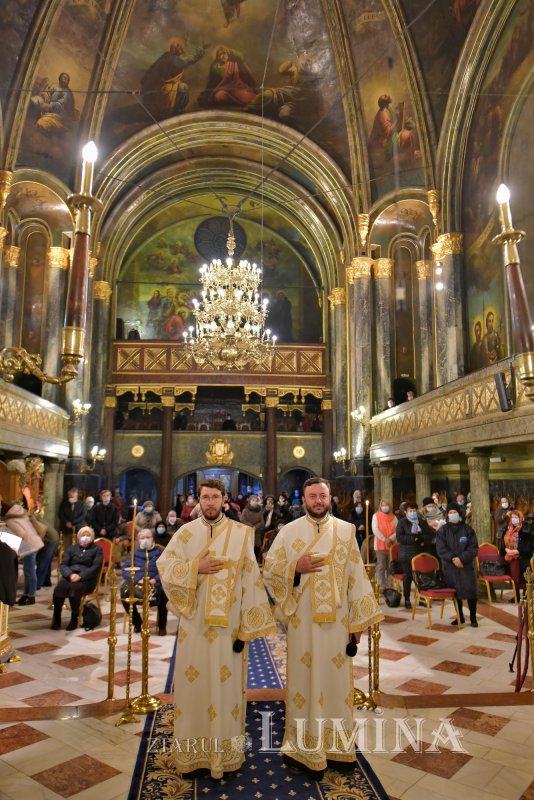 Începutul sărbătorii Sfântului Spiridon la Catedrala Mitropolitană din Bucureşti 159468