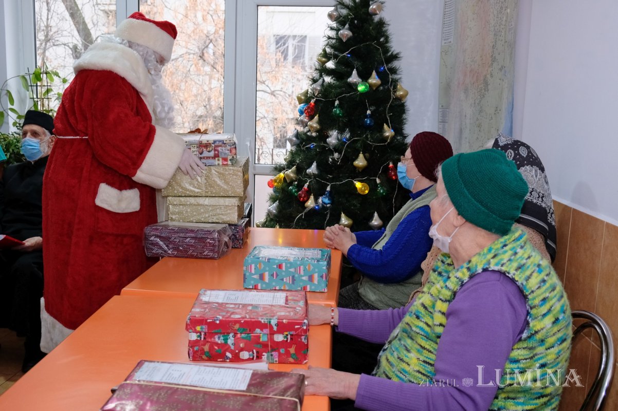 Daruri pentru vârstnicii și copiii de la două așezăminte din Capitală 159986