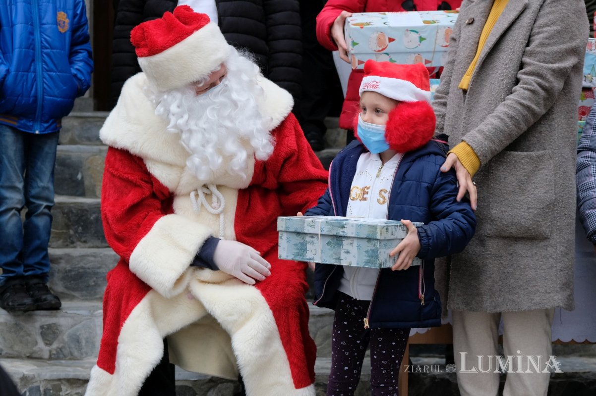 Daruri pentru vârstnicii și copiii de la două așezăminte din Capitală 159996