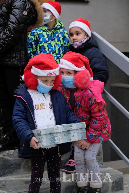 Daruri pentru vârstnicii și copiii de la două așezăminte din Capitală 159998