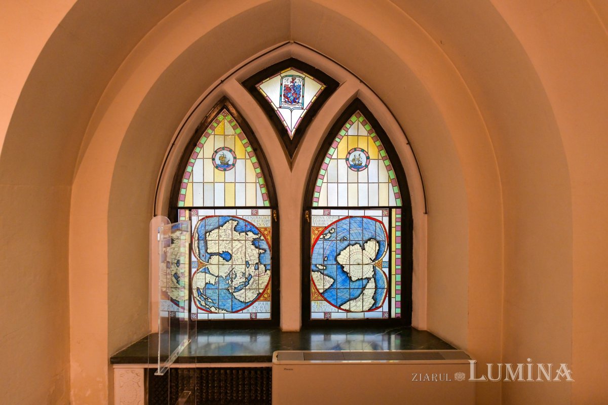 Turul lumii într-o clădire superbă 159867