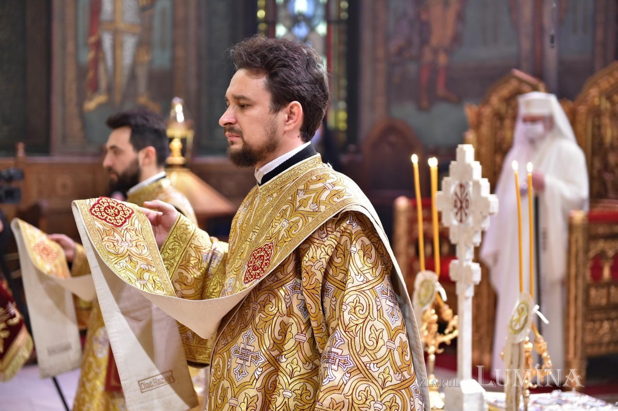 Patriarhul României și-a sărbătorit ocrotitorul spiritual 160043