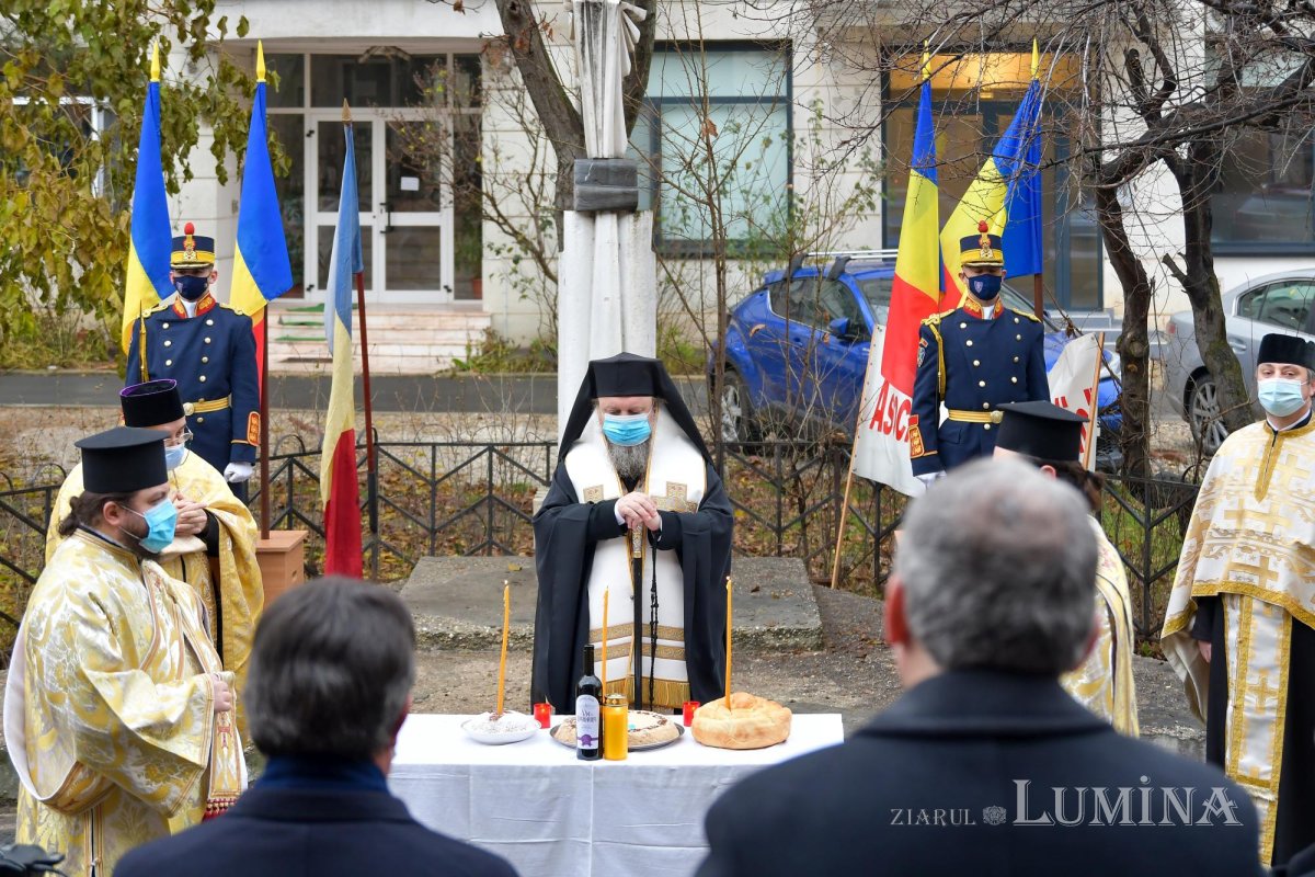 Comemorarea eroilor Revoluţiei la Catedrala Patriarhală și la monumente din Capitală 160388