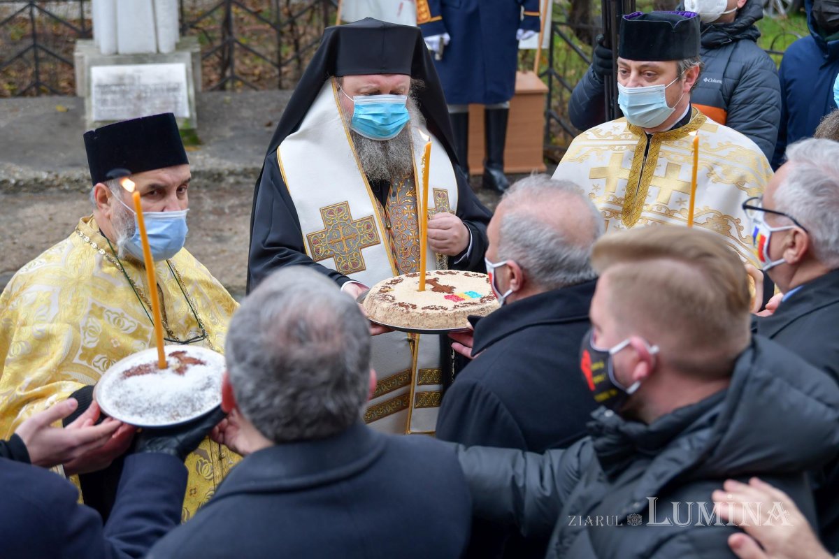 Comemorarea eroilor Revoluţiei la Catedrala Patriarhală și la monumente din Capitală 160393