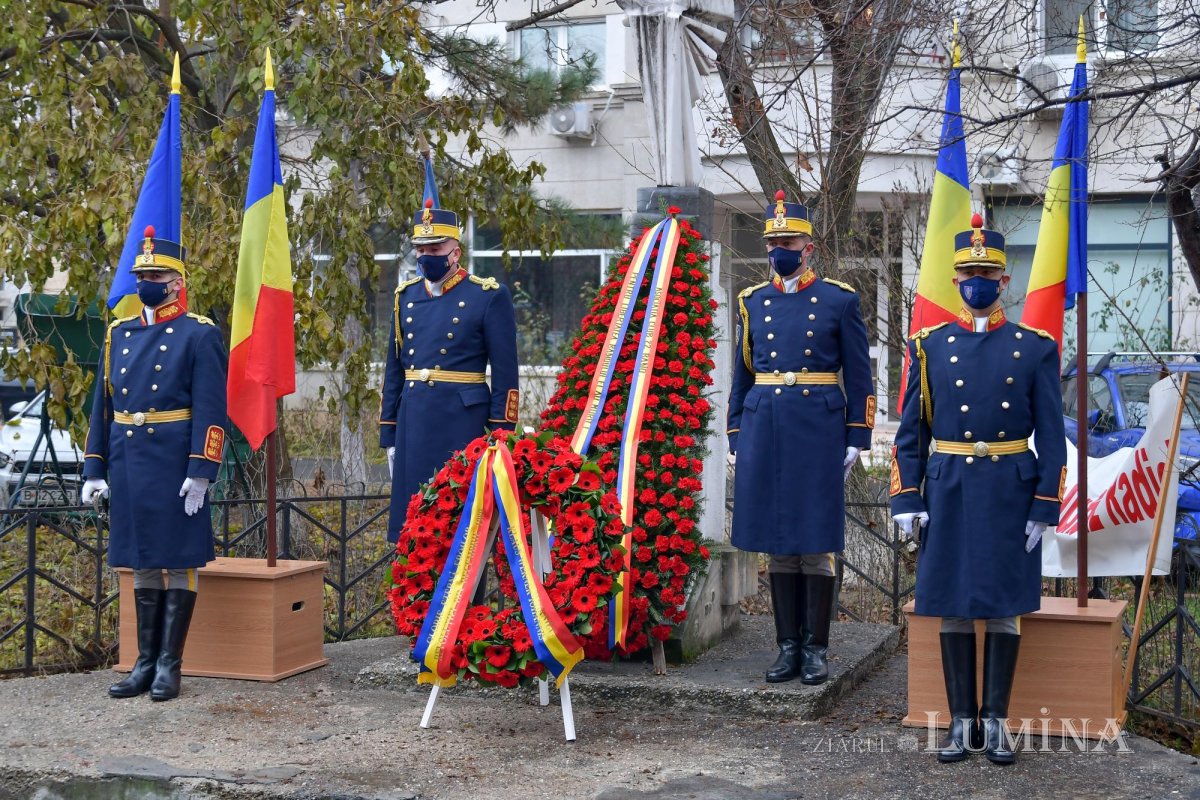 Comemorarea eroilor Revoluţiei la Catedrala Patriarhală și la monumente din Capitală 160396